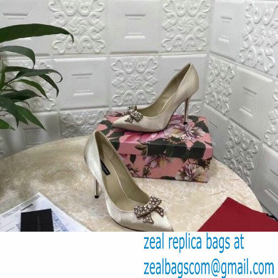 Dolce  &  Gabbana Heel 10.5cm Satin Pumps Beige with Crystal Bow 2021